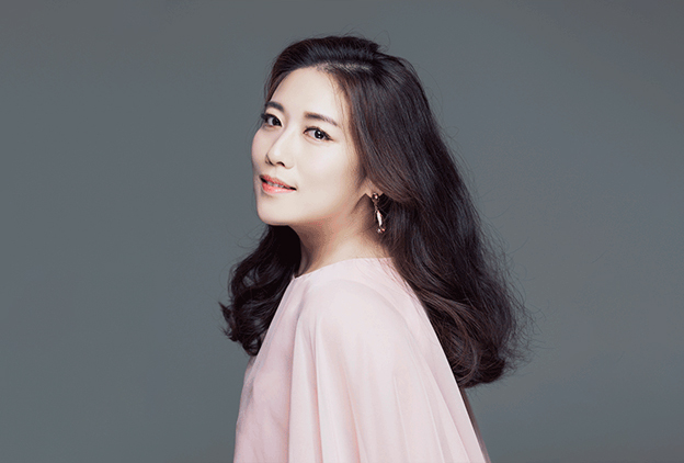 MyungJoo Lee, soprano